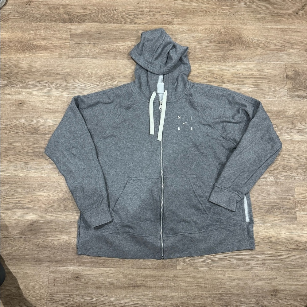 Women’s Nike Sweater Size Small